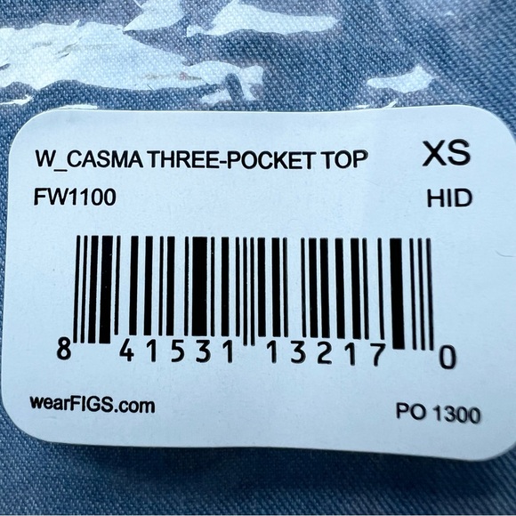 FIGS Casma Three-Pocket Scrub Top Sz XS Heather Indigo Medical Uniform Top NEW - Picture 4 of 5